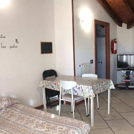 Malpensa Milano Intero Appartamento Cardano Al Campo Exteriér fotografie